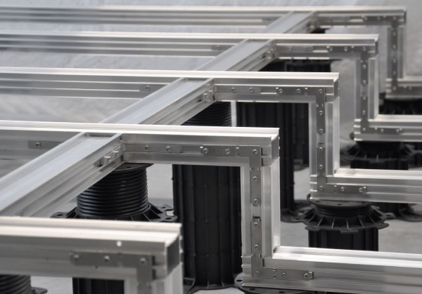 RELO F Flachwinkel a 20 Stück 160 x 10 x 5 mm mit 100 Stück Schrauben